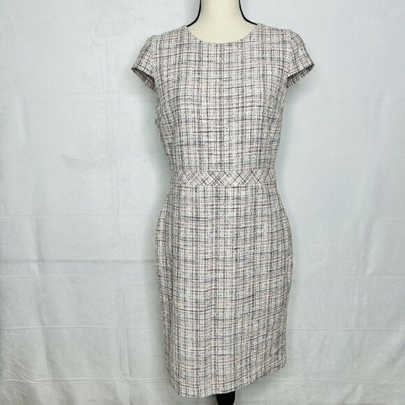 Banana Republic Dresses & Skirts - Banana Republic Dress Petite 8P Pink Plaid Cap Sleeve Pencil Sheath Tweed Zip